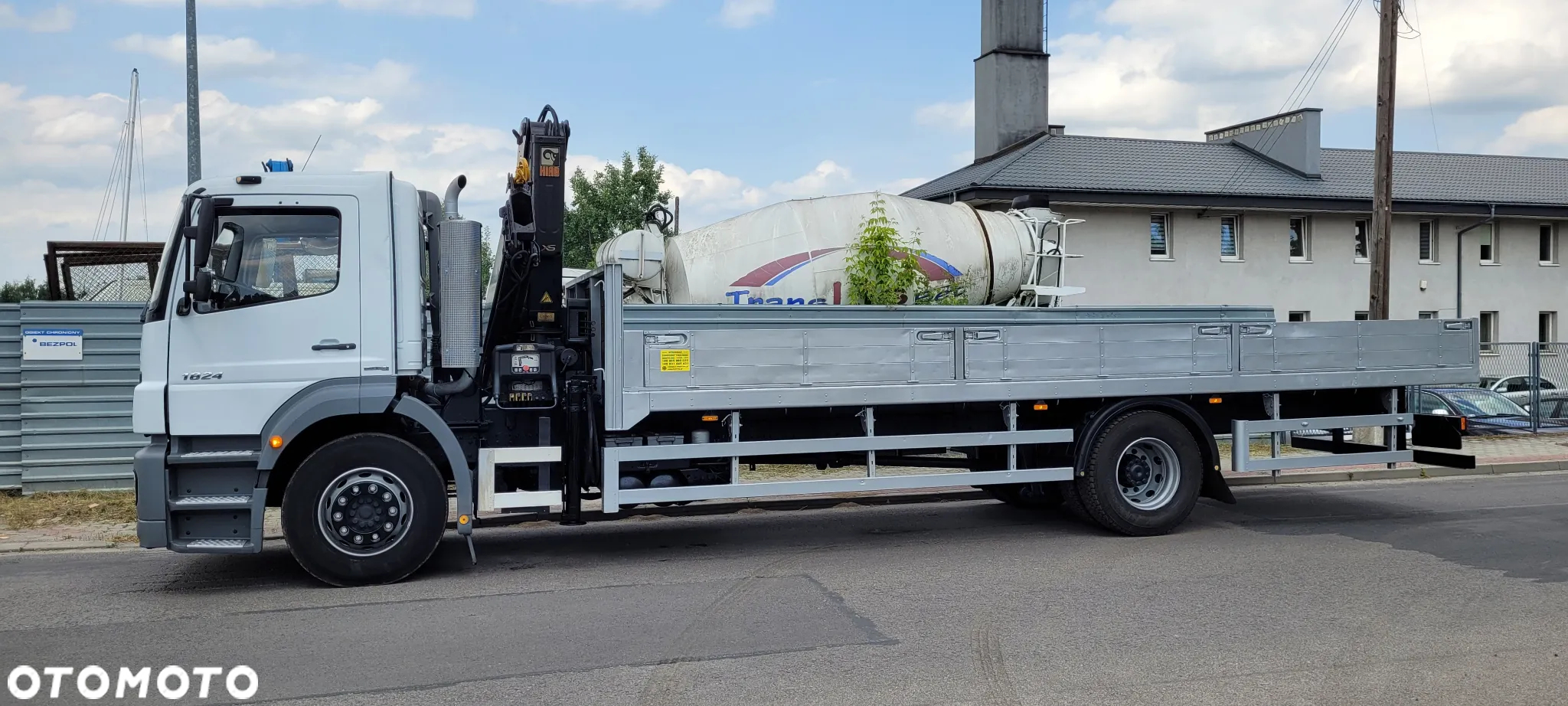 Mercedes-Benz AXOR 1824 L HDS HIAB 122 ŻURAW DŹWIG - 8