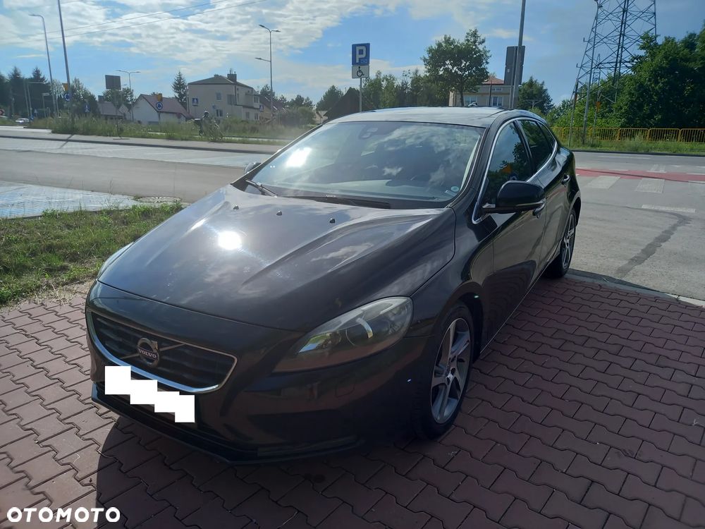 Volvo V40 D2 - 11