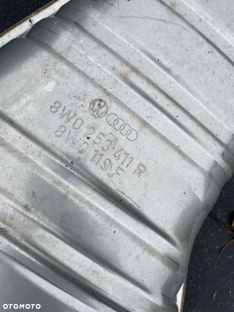 TŁUMIK ŚRODKOWY AUDI A4 B9 2.0 TDI 8W0253411R - 2