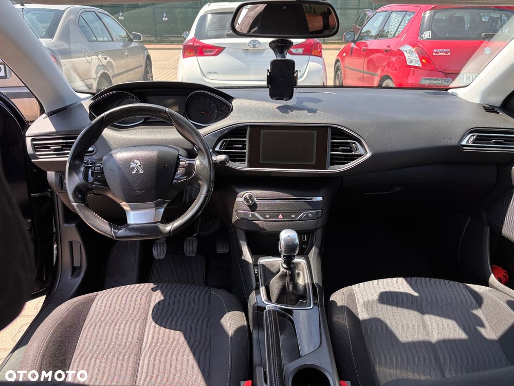 Peugeot 308 - 11