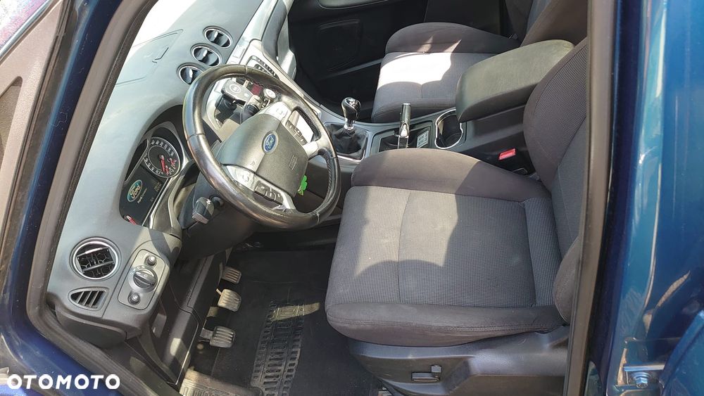 Ford S-Max 2.0 TDCi DPF Titanium - 13