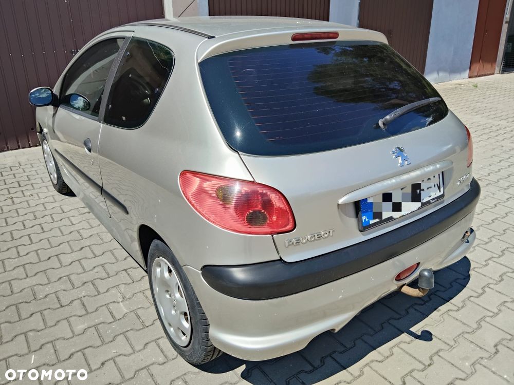 Peugeot 206 - 3