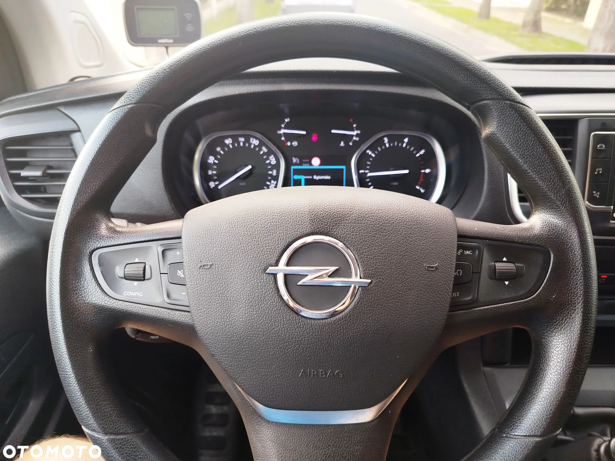Opel VIVARO - 19