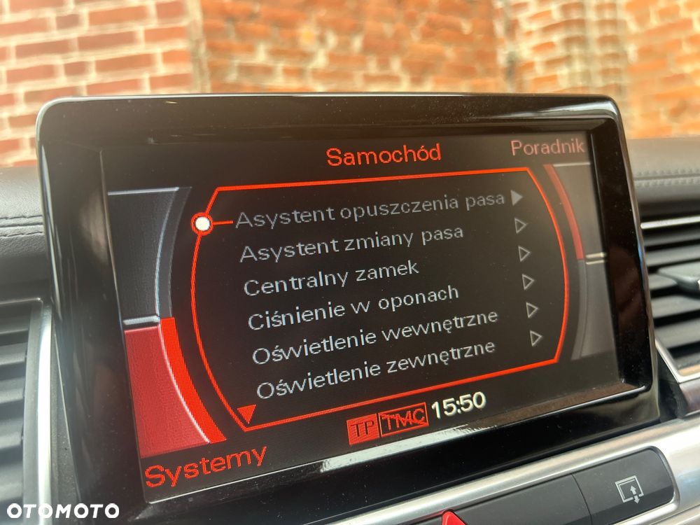 Audi A8 - 35