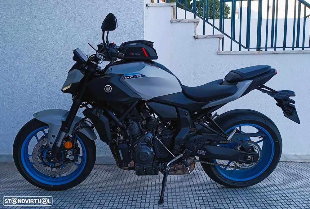 Yamaha MT-07 - 5