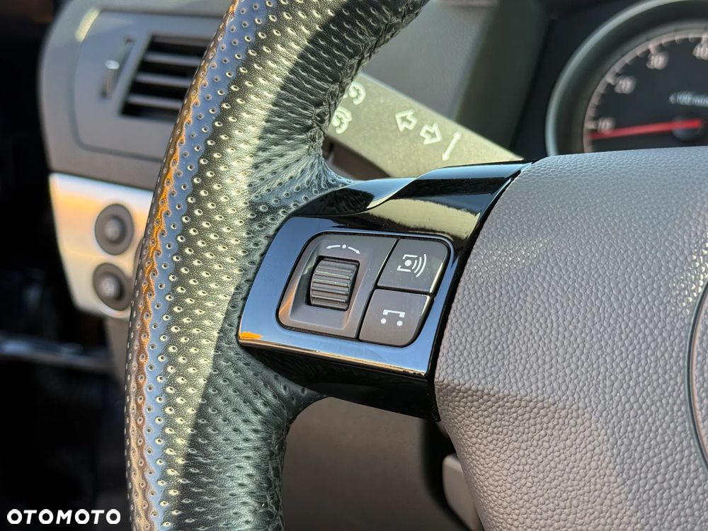 Opel Astra - 19