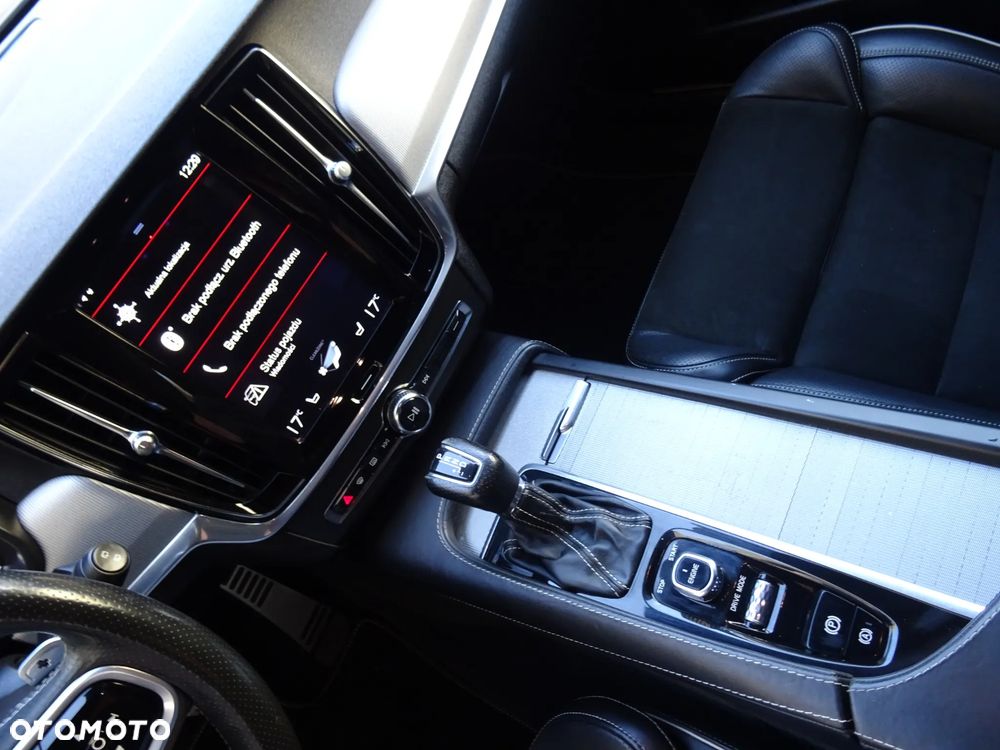 Volvo V90 D4 Geartronic R Design - 11
