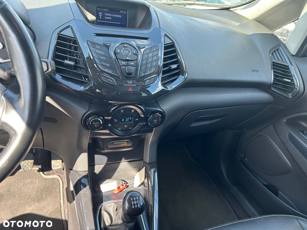 Ford EcoSport - 36