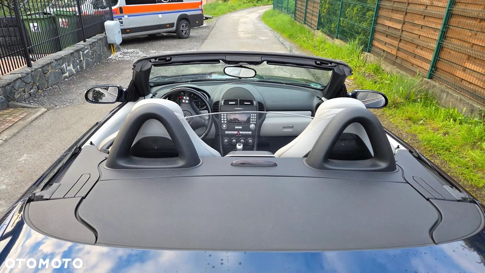 Mercedes-Benz SLK - 24