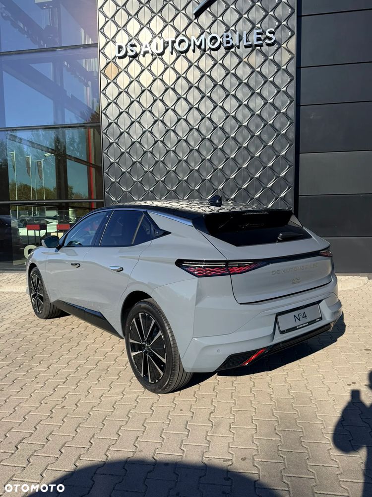 DS Automobiles N°4 E-Tense 58.3kWh Étoile Alcantara - 5