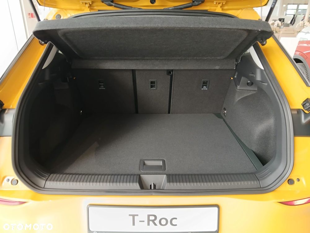 Volkswagen T-Roc - 29