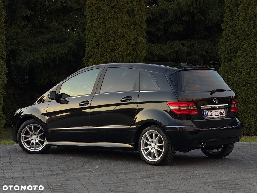 Mercedes-Benz Klasa B 180 BlueEFFICIENCY SPORT EDITION - 4