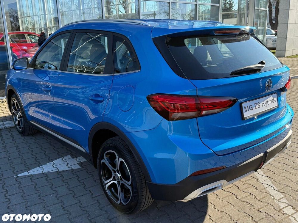 MG ZS Hybrid+ - 8