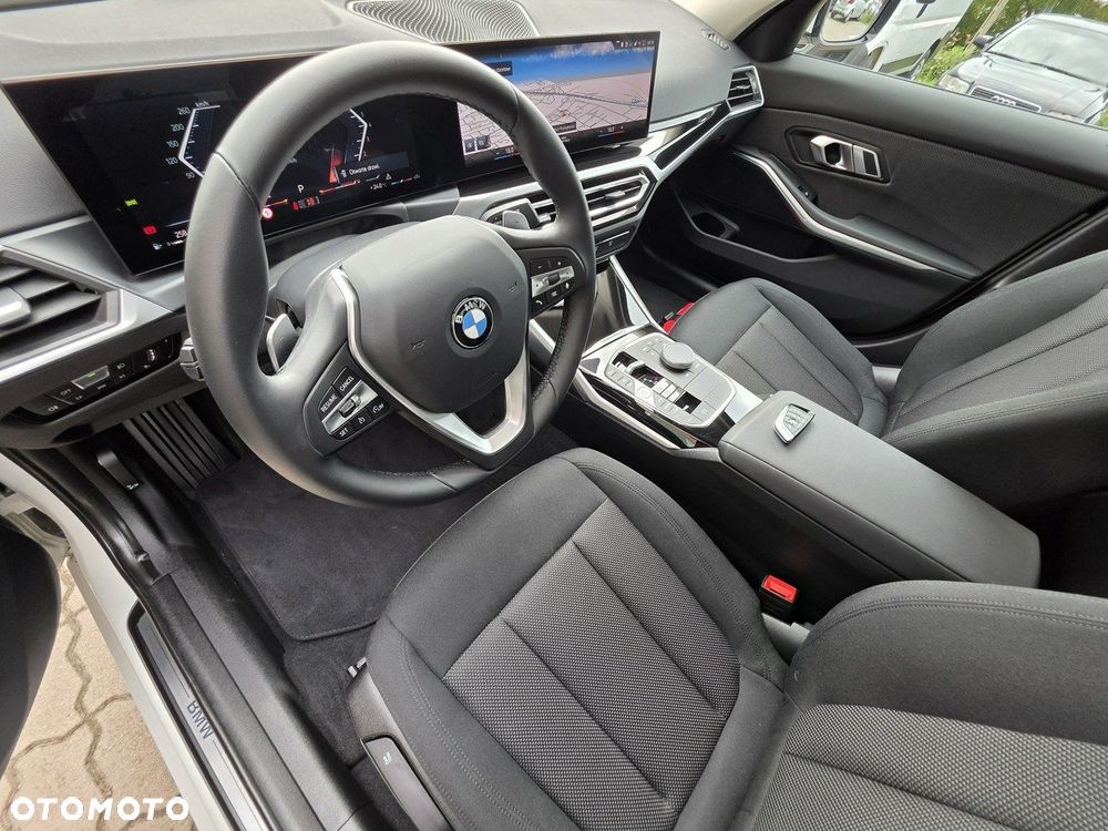 BMW Seria 3 318i Advantage sport - 10