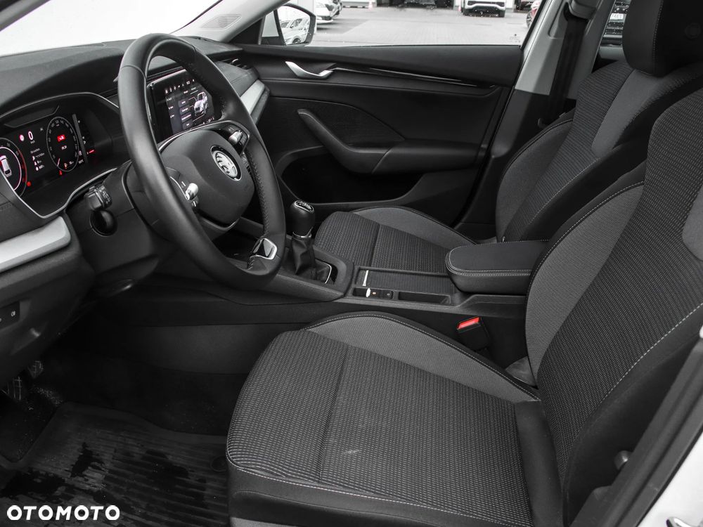 Skoda Octavia 1.5 TSI Selection - 10