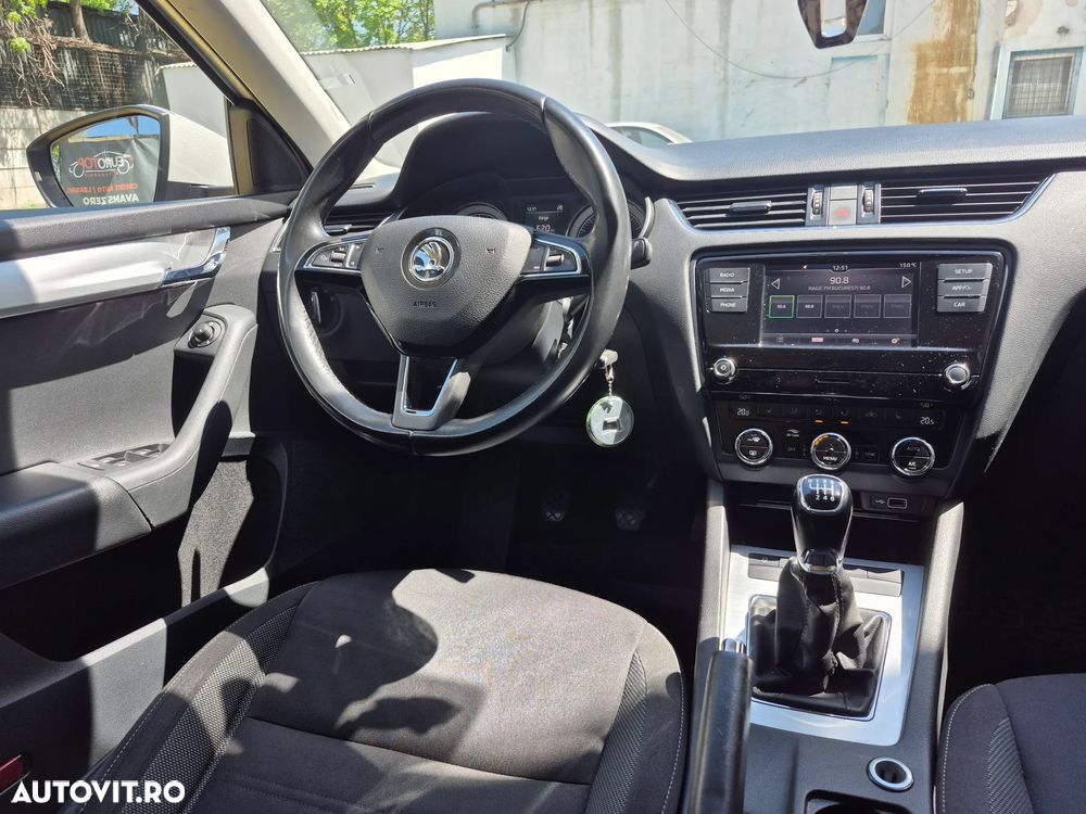 Skoda Octavia 1.0 TSI Ambition - 5