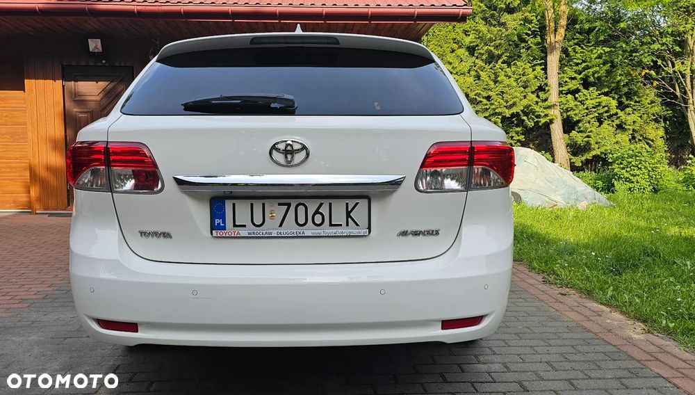 Toyota Avensis 2.0 Sol plus EU5 - 4