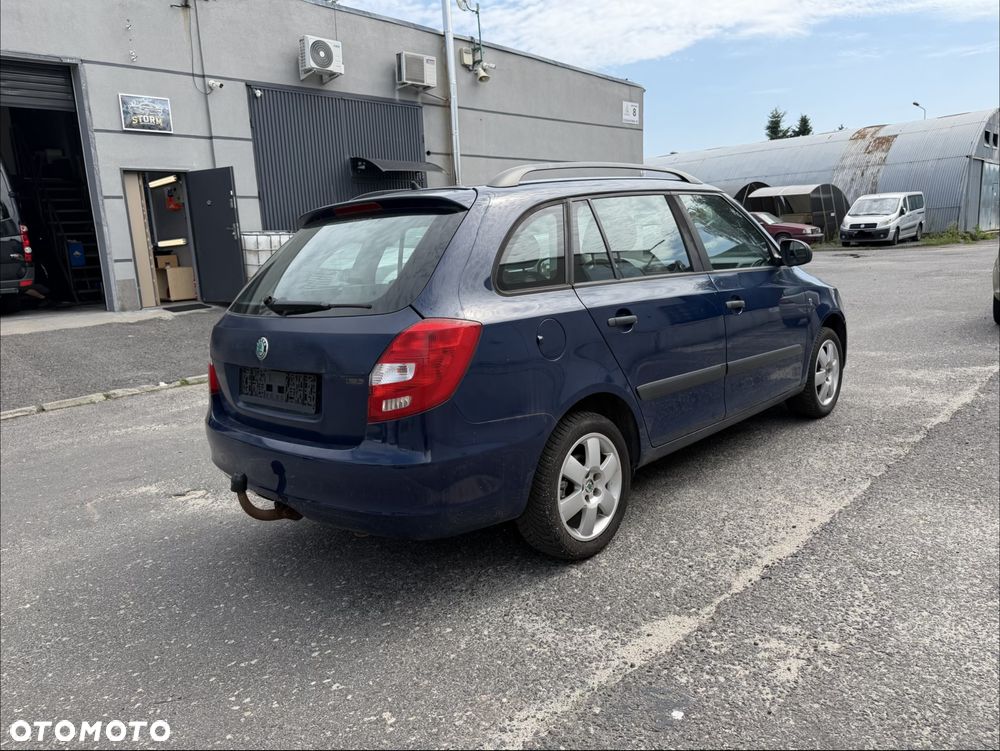 Skoda Fabia - 6
