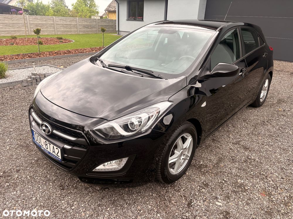 Hyundai i30 blue 1.4 Classic - 1