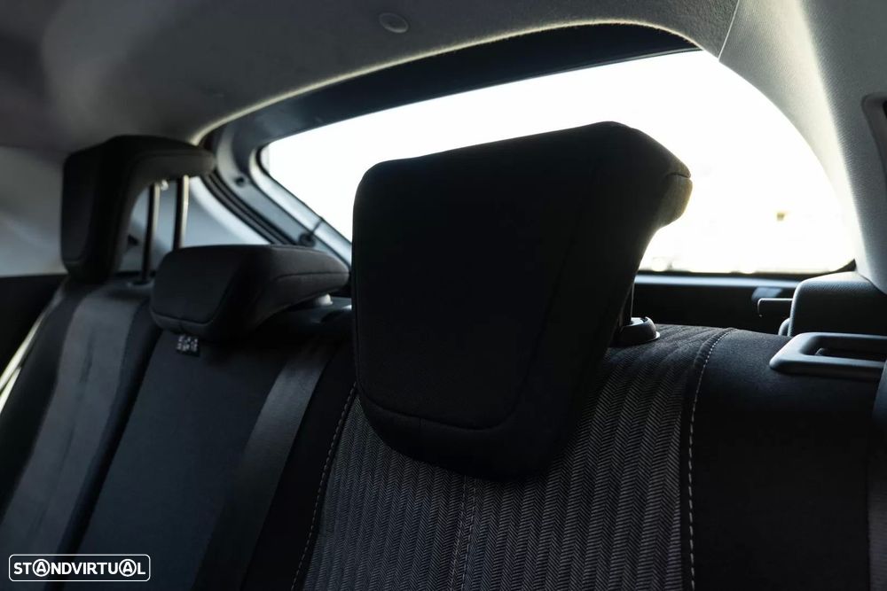 Opel Corsa 1.2 Business - 11