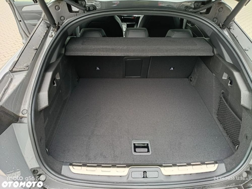 Peugeot 408 - 10