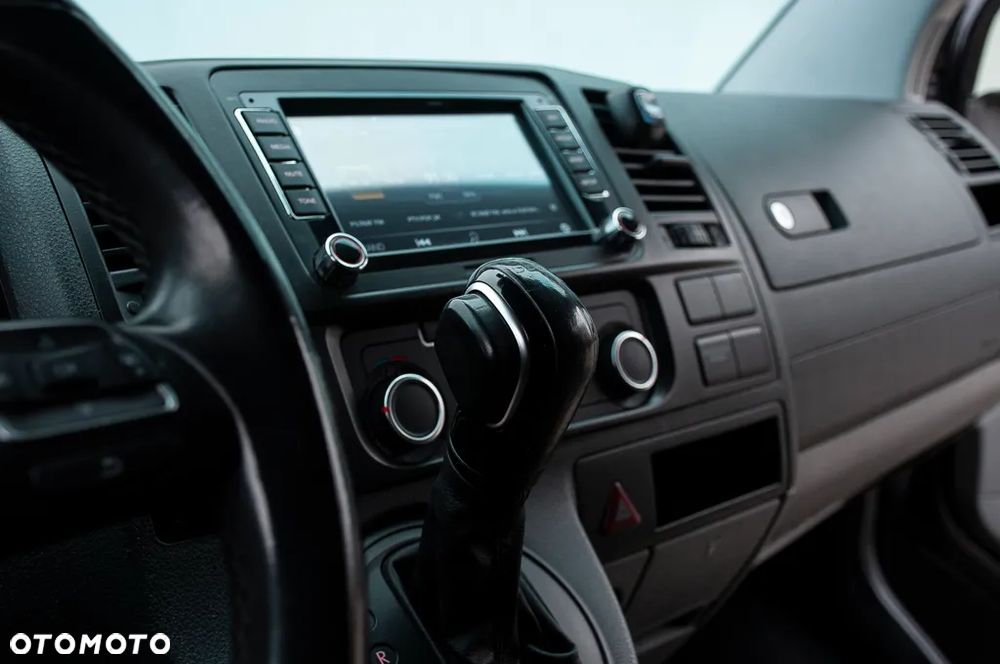 Volkswagen Transporter - 30