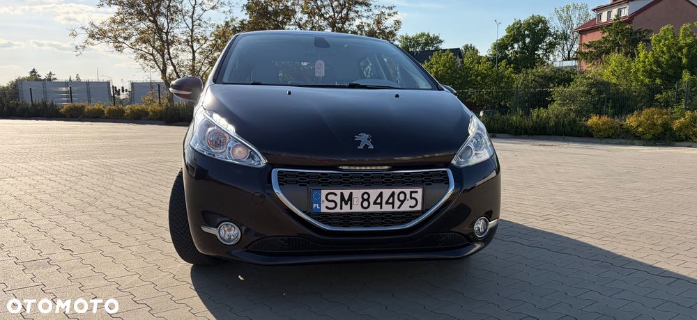 Peugeot 208 1.4 VTi Allure - 12