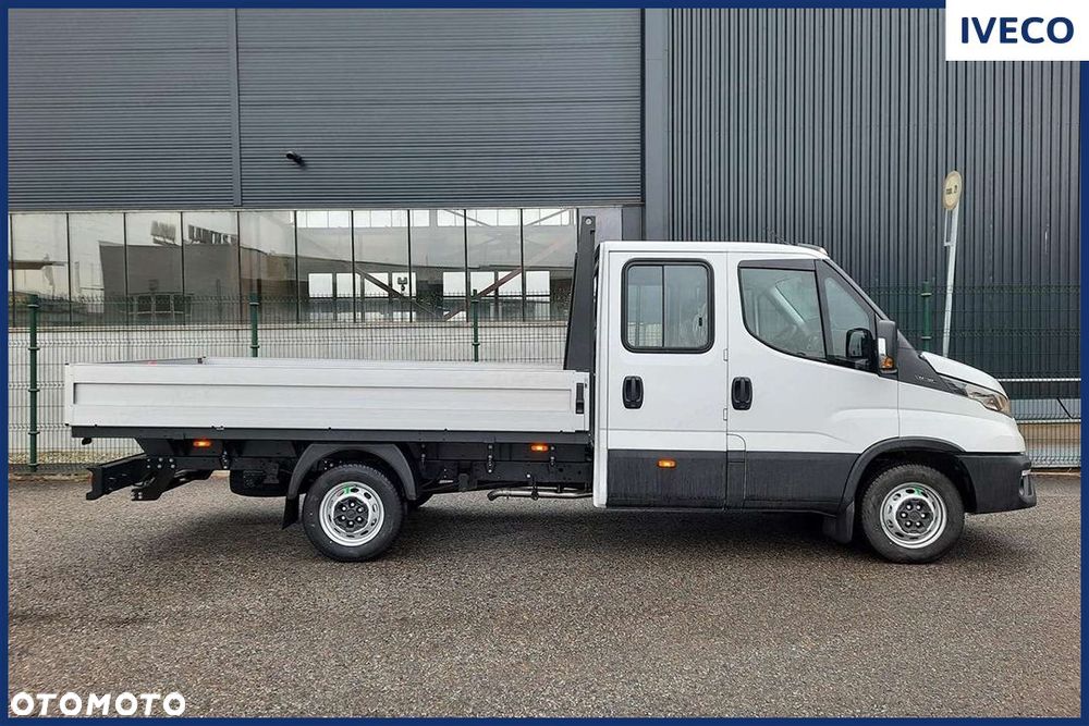 Iveco Daily 35S18 Zabudowa Brygadowa + Skrzynia 3.0 180KM - 2
