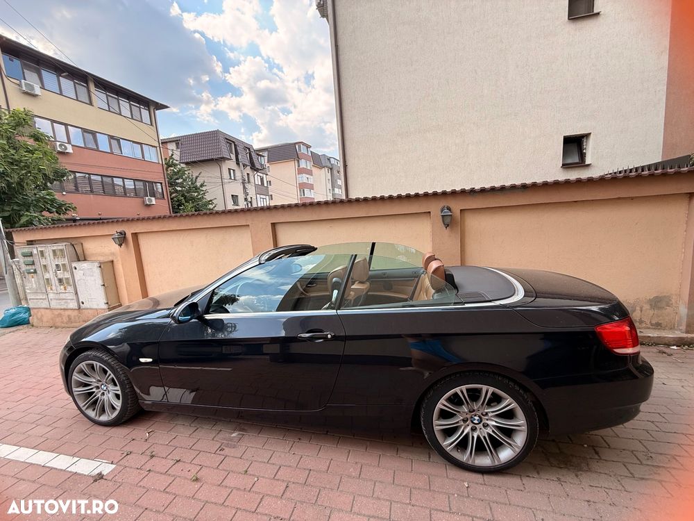 BMW Seria 3 320i Aut. - 5