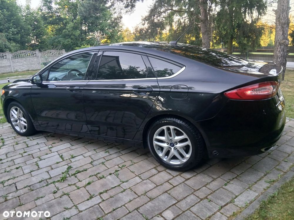 Ford Fusion - 9