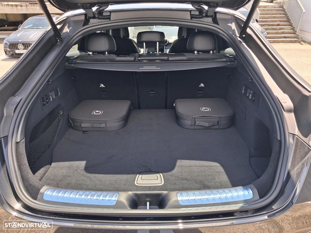 Mercedes-Benz GLC 300 e Coupe 4Matic - 13