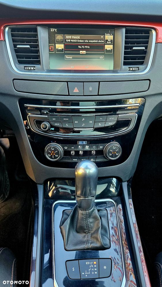 Peugeot 508 RXH BlueHDi 180 EAT6 Stop&Start - 34