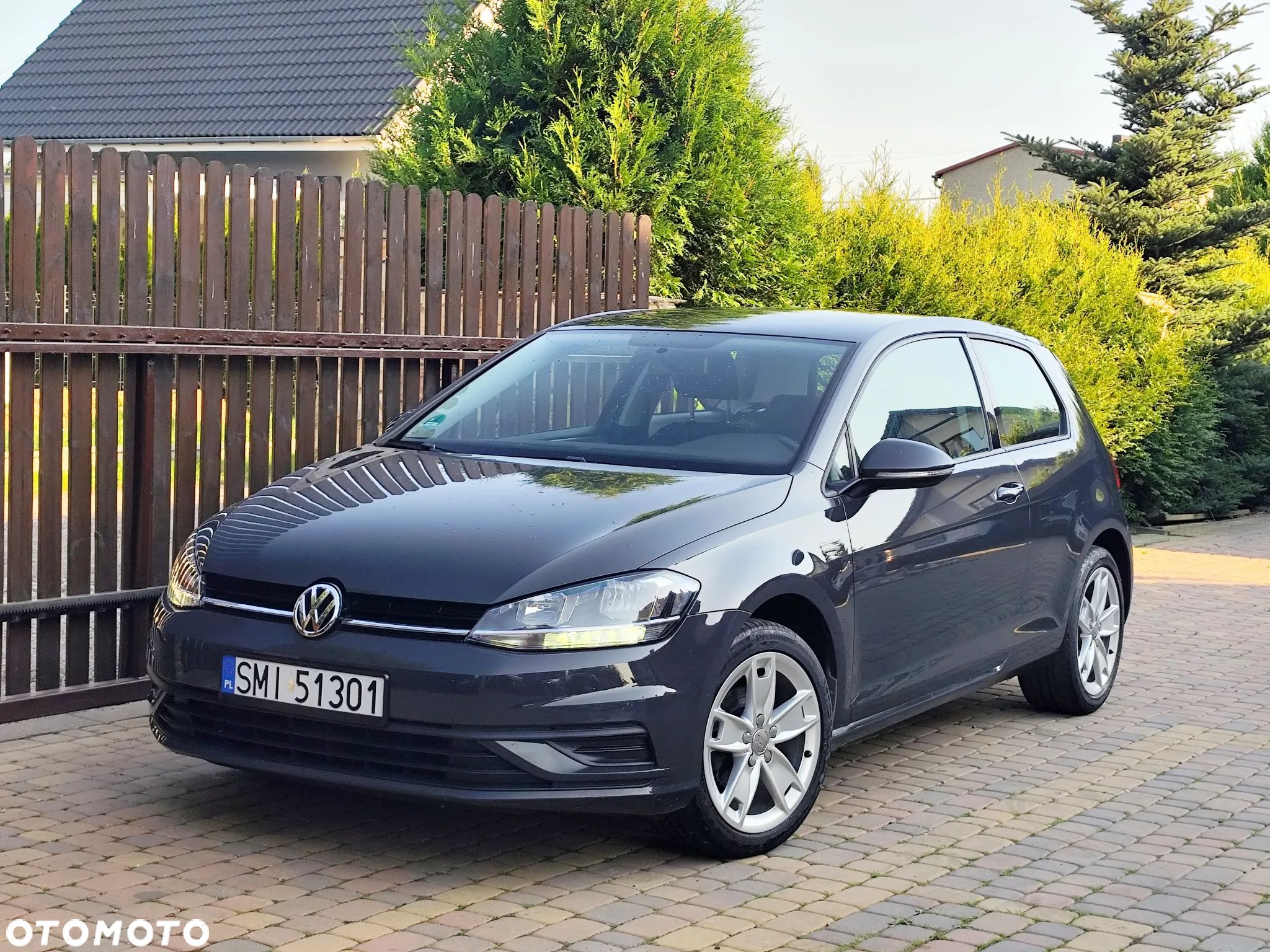 Volkswagen Golf VII 1.0 TSI BMT Trendline - 1