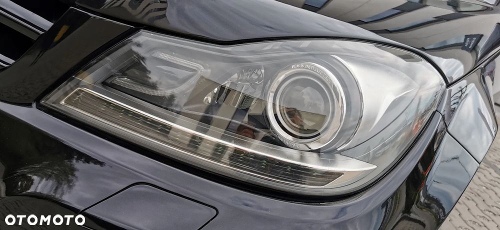 Mercedes-Benz Klasa C 180 (BlueEFFICIENCY) 7G-TRONIC Avantgarde - 29