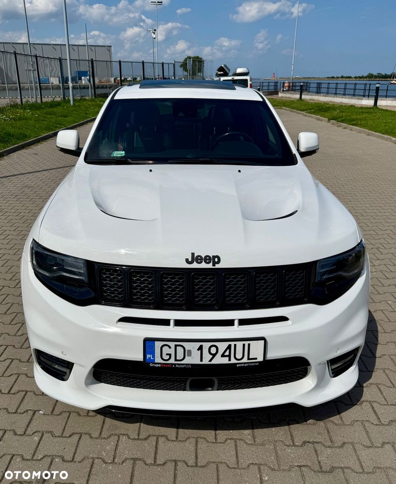 Jeep Grand Cherokee - 11