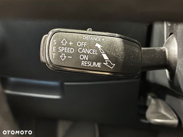 Skoda Superb 2.0 TDI L&K DSG - 29