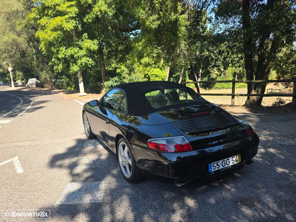 Porsche 911 (996) Carrera 4 Cabrio - 7