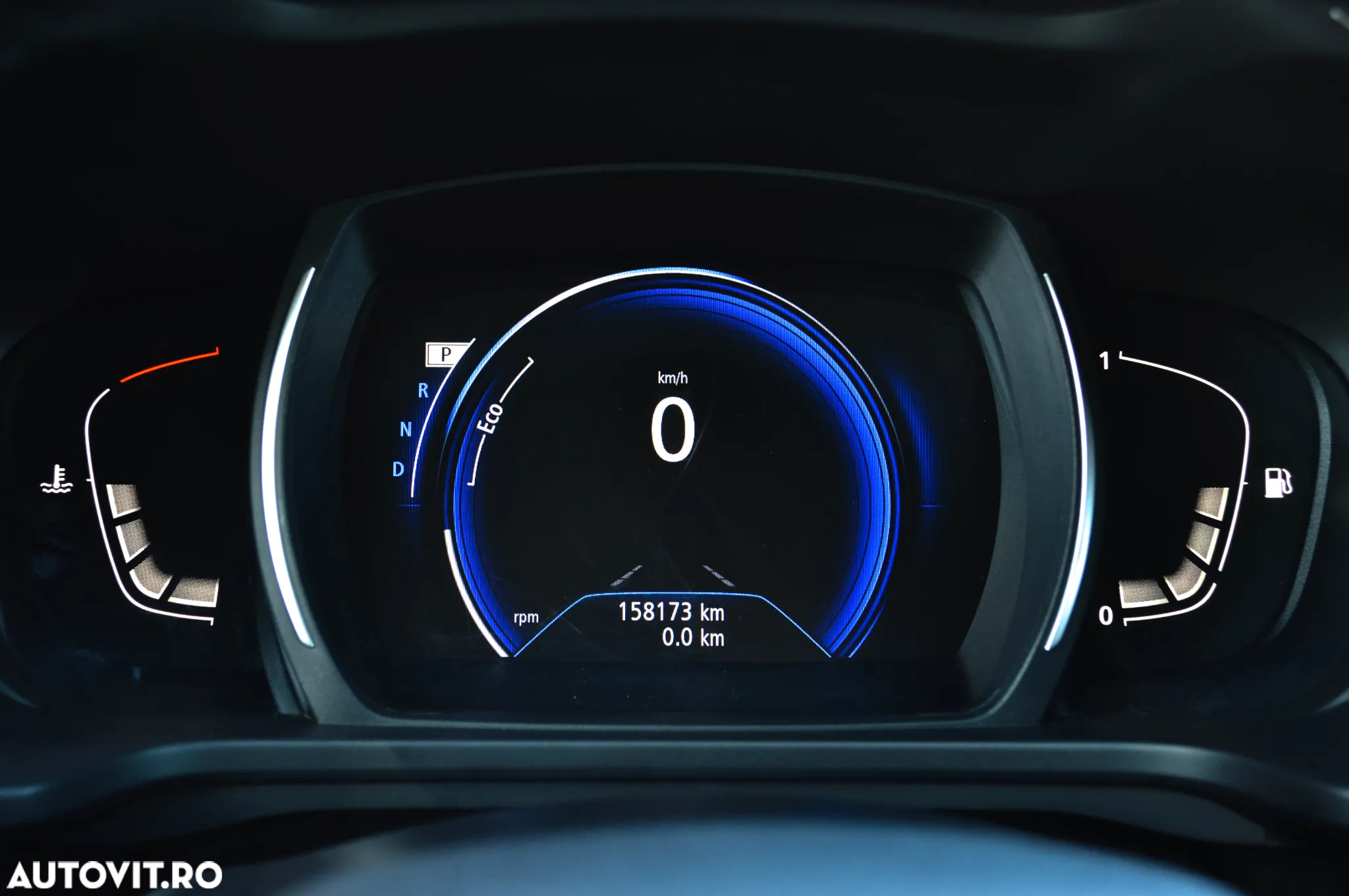 Renault Kadjar 1.6 DCI CVT Intens - 30