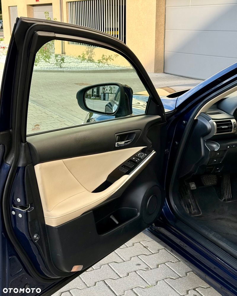 Lexus IS 250 Elegance - 23