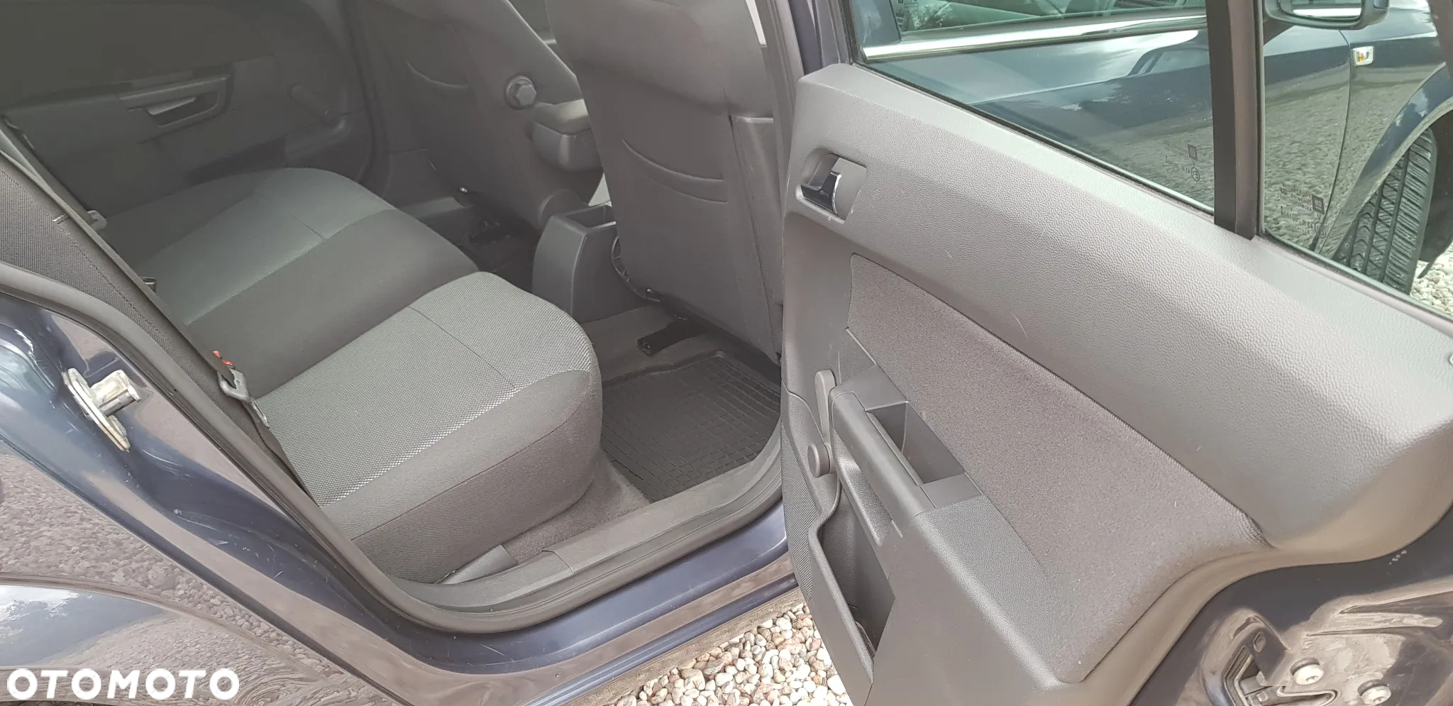 Opel Astra 1.4 Enjoy - 12