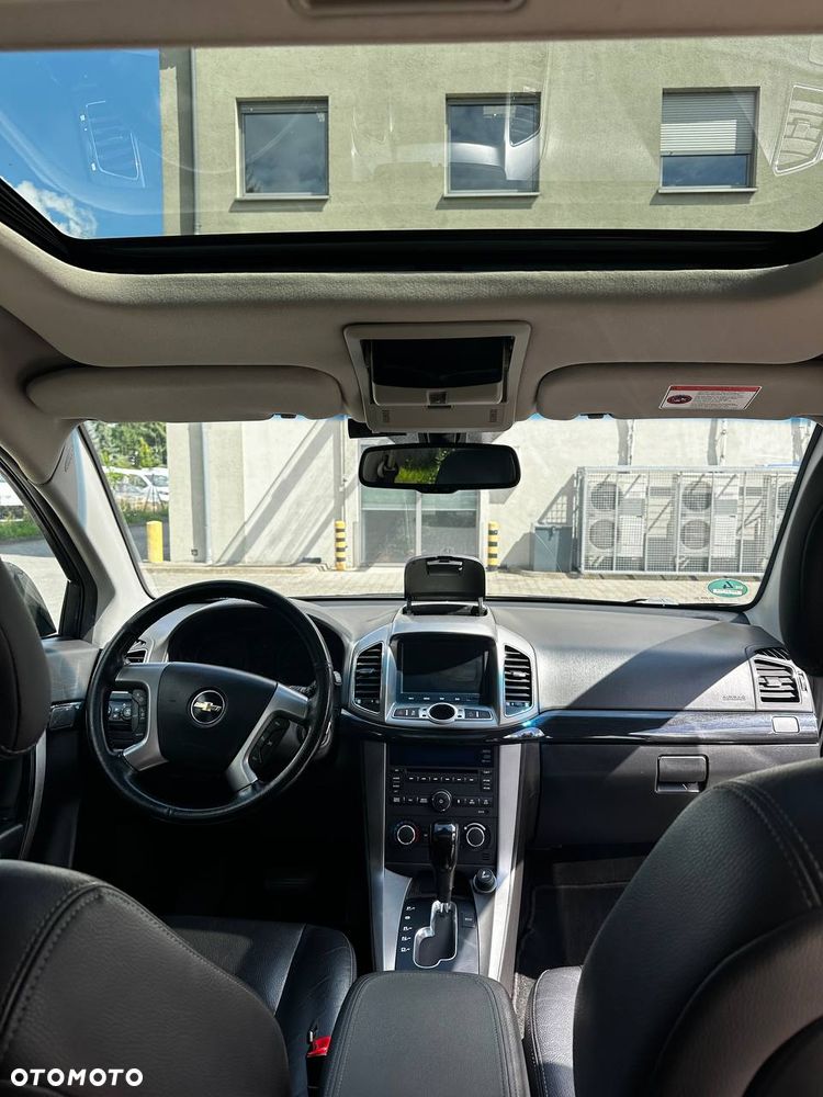 Chevrolet Captiva 2.2 D LTZ - 26