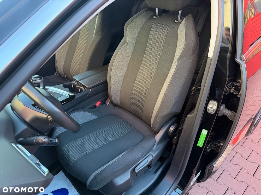 Peugeot 3008 BlueHDi 130 Stop & Start Allure Business-Paket - 21