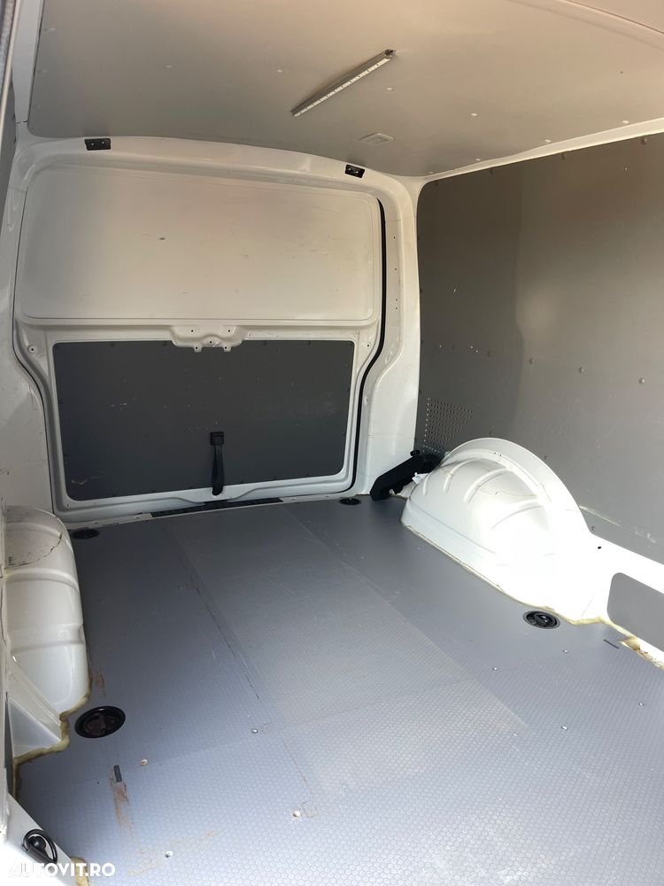 Volkswagen Transporter 2.0TDI  DSG  LUNG - 25