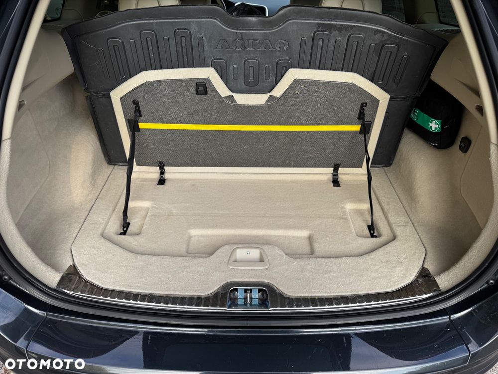 Volvo XC 60 D4 AWD Summum - 19