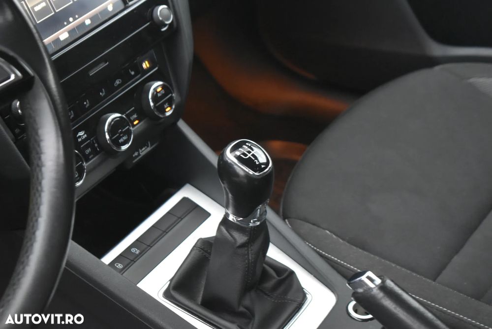 Skoda Octavia 1.0 TSI Ambition - 9