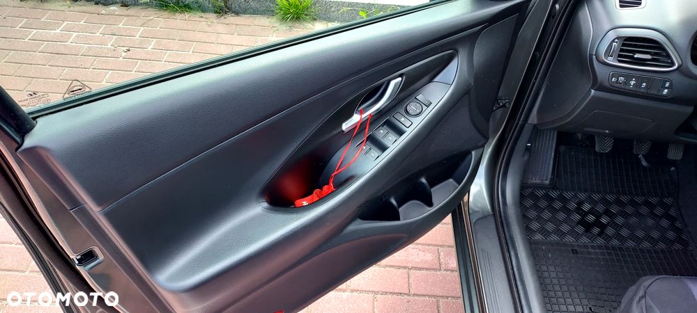 Hyundai i30 1.5 DPI Smart - 11