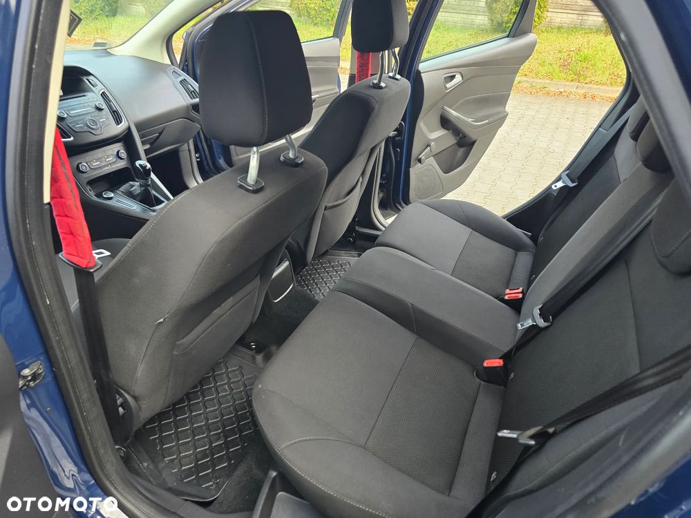 Ford Focus 1.6 Trend Sport - 6