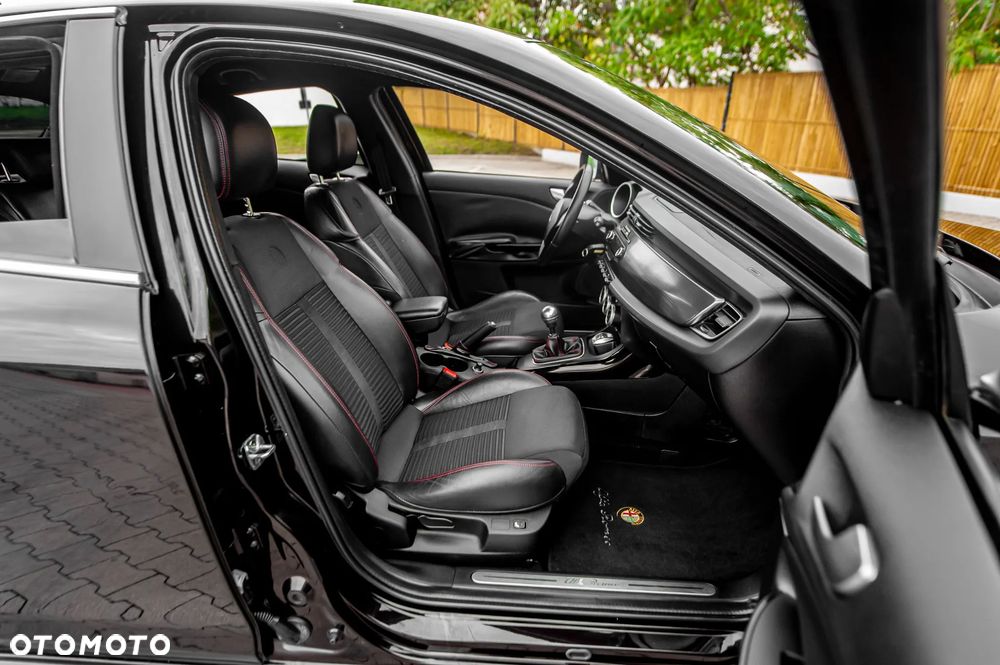 Alfa Romeo Giulietta 1.4 TB MultiAir Distinctive - 24