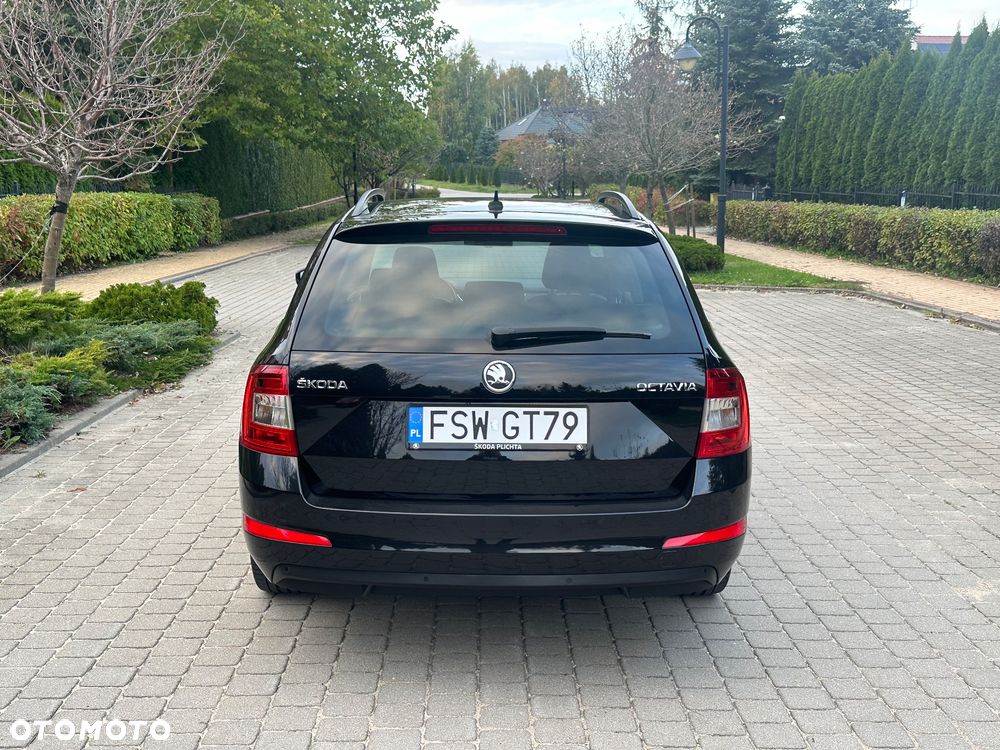 Skoda Octavia 2.0 TDI Elegance DSG - 5