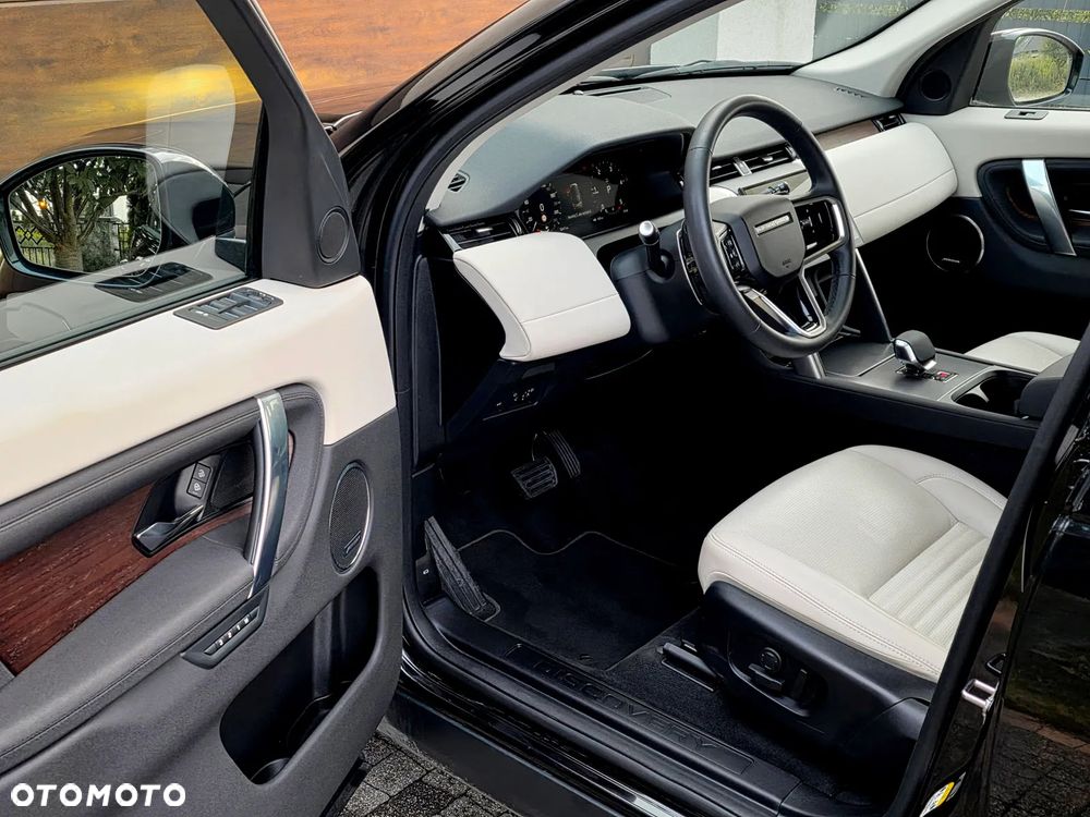 Land Rover Discovery Sport 2.0 D200 mHEV S - 17